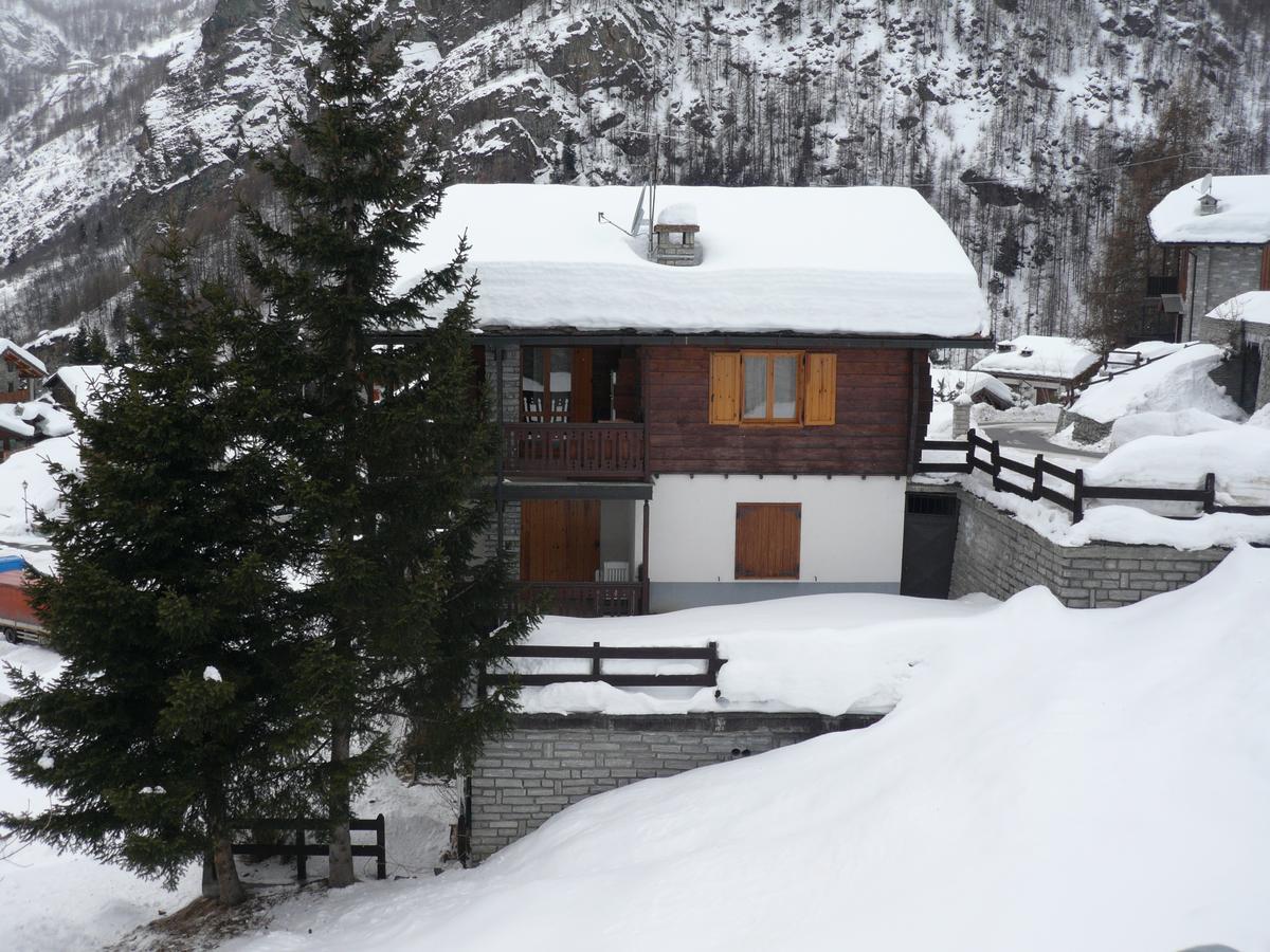 B&B Lepetitnid Valtournenche Exterior foto